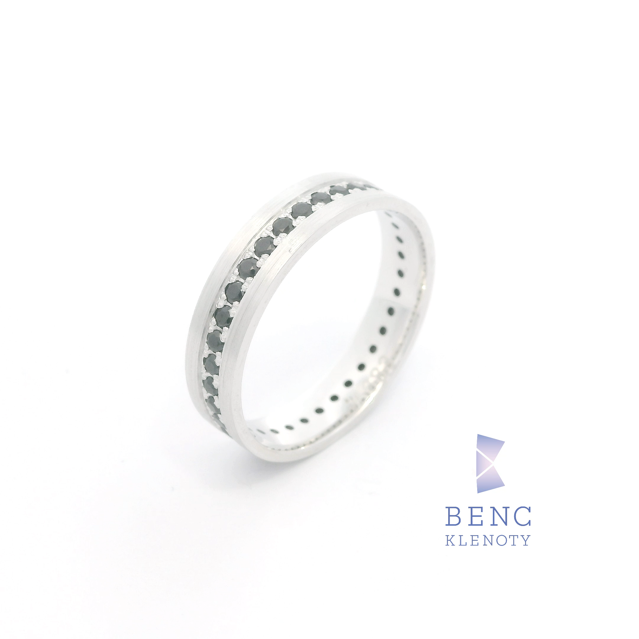 Pánské snubní s kameny