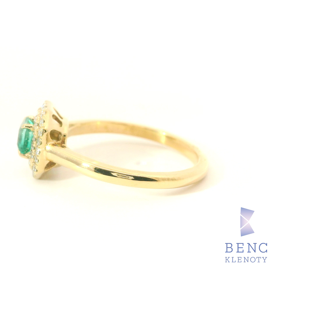 Zlatý Smaragdový Prsten Muzo (Square Emerald Cut) s Diamanty 18K | Benc Klenoty