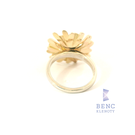 Luxusní Zlatý Prsten s Kobaltovým Spinelem (Seven Steps Výbrus) a Diamanty 14K | Benc Klenoty