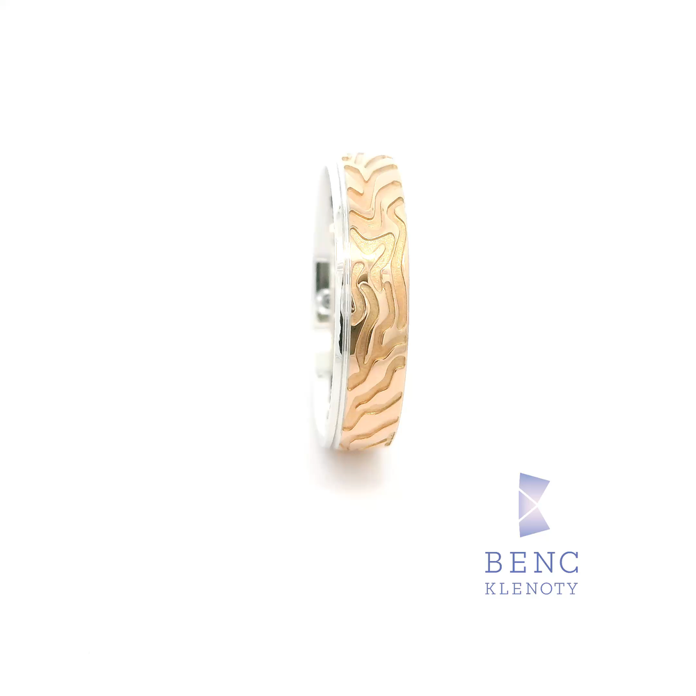 Pánský snubní prsten ze zlata 14K | Nadčasový design | R123-P