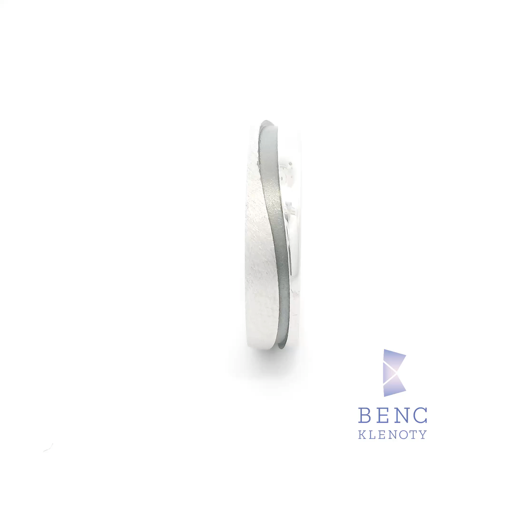 Pánský snubní prsten ze zlata 14K | Nadčasový design | L145-P