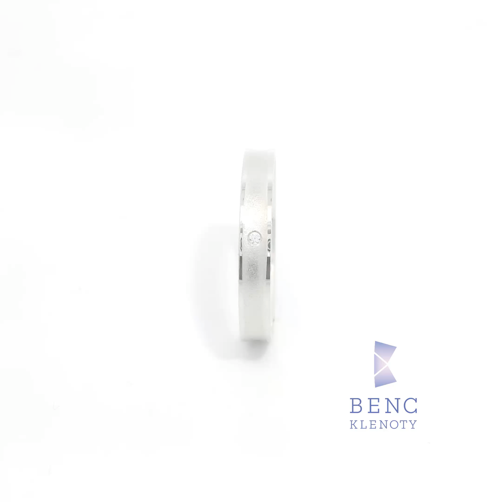 Dámský snubní prsten ze zlata 14K | Nadčasový design | B3