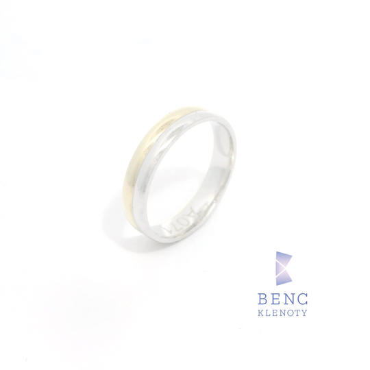 Dámský snubní prsten ze zlata 14K | Nadčasový design | A071