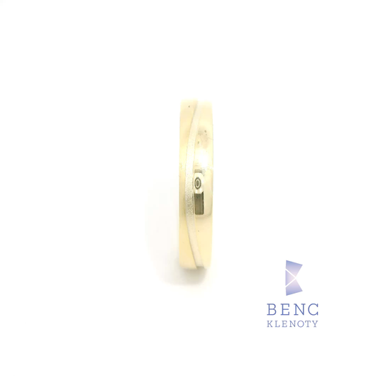 Pánský snubní prsten ze zlata 14K | Nadčasový design | L134-P