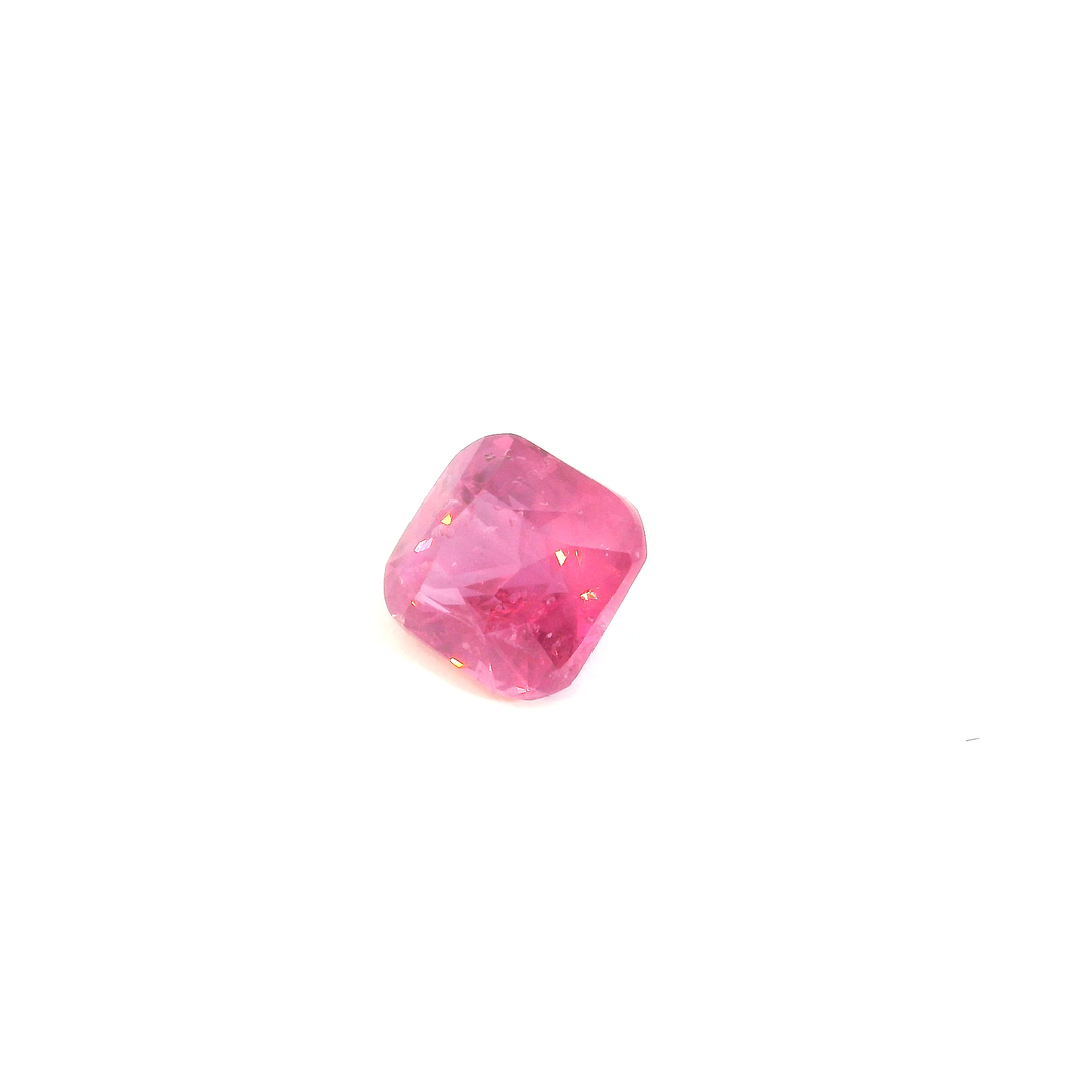 Růžový spinel 3,17 ct