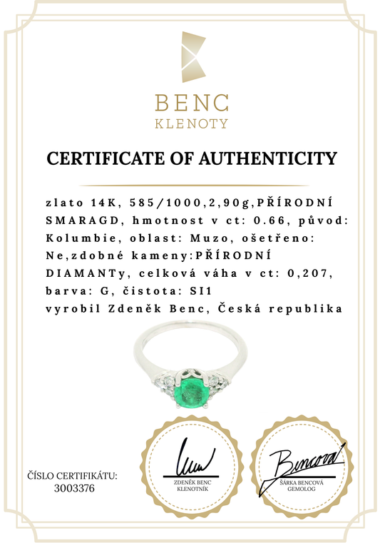 Elegantní prsten z bílého zlata se smaragdem a diamanty