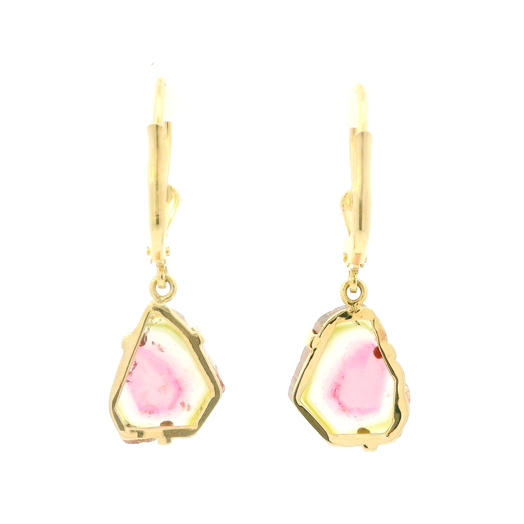 Nausnice z melounoveho turmalinu – elegantni prirodni sperk

