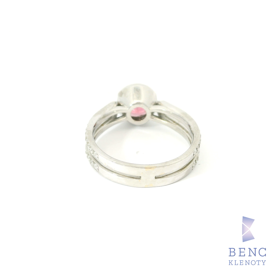 Prsten s ruzovym turmalinem 