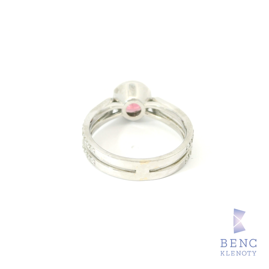 Prsten s ruzovym turmalinem 