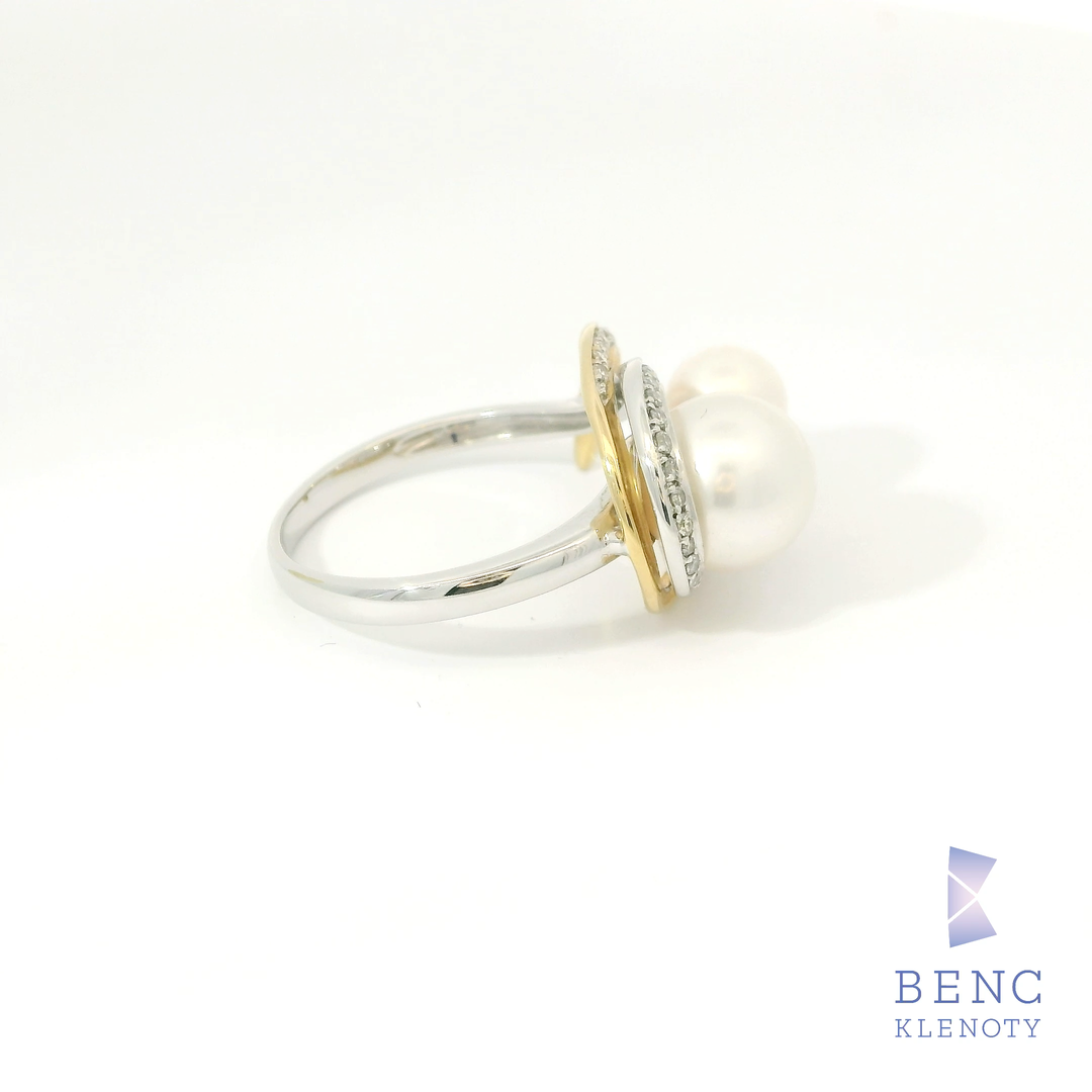 Prsten se dvema perlami Akoya a diamanty