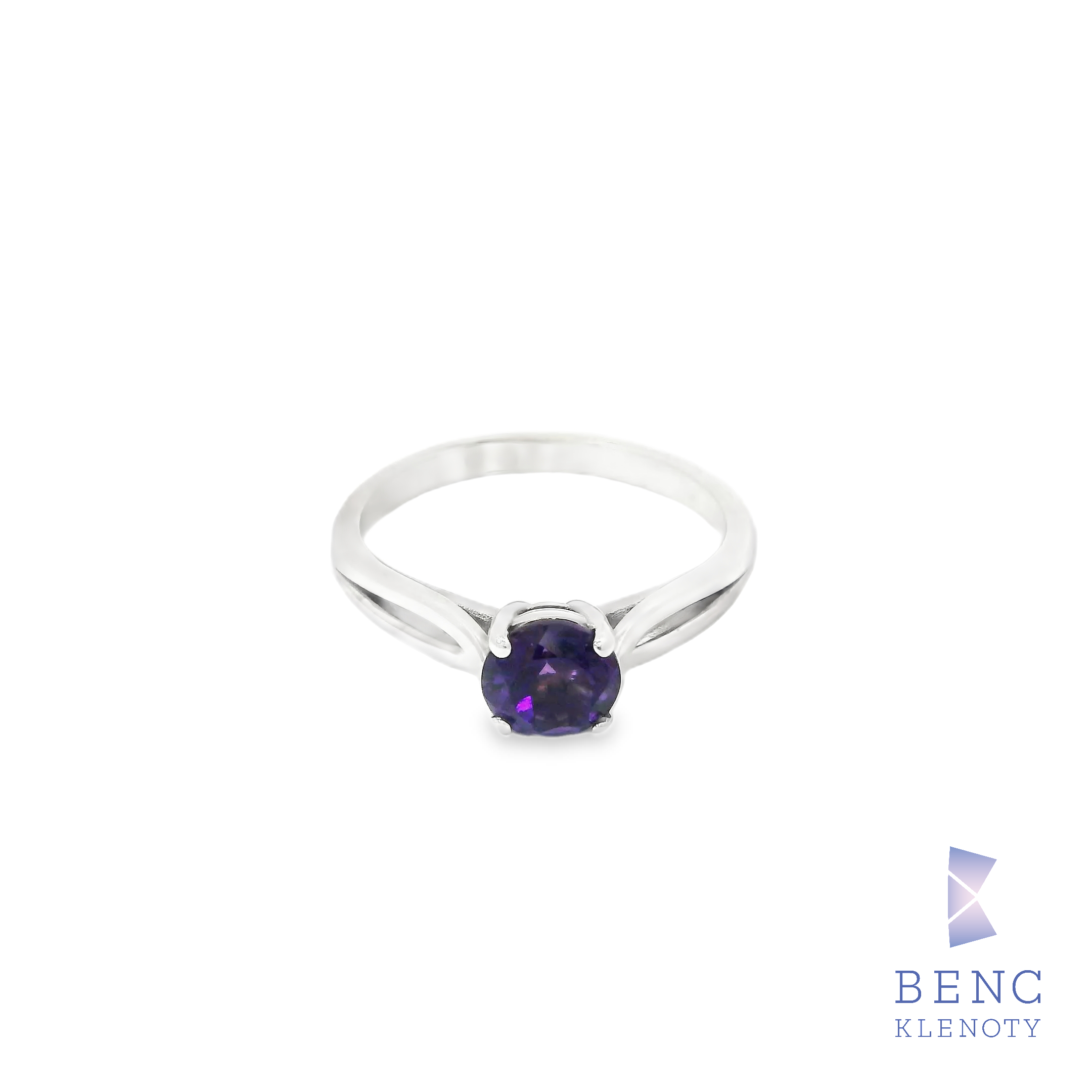 Zlatý prsten s fialovým ametystem