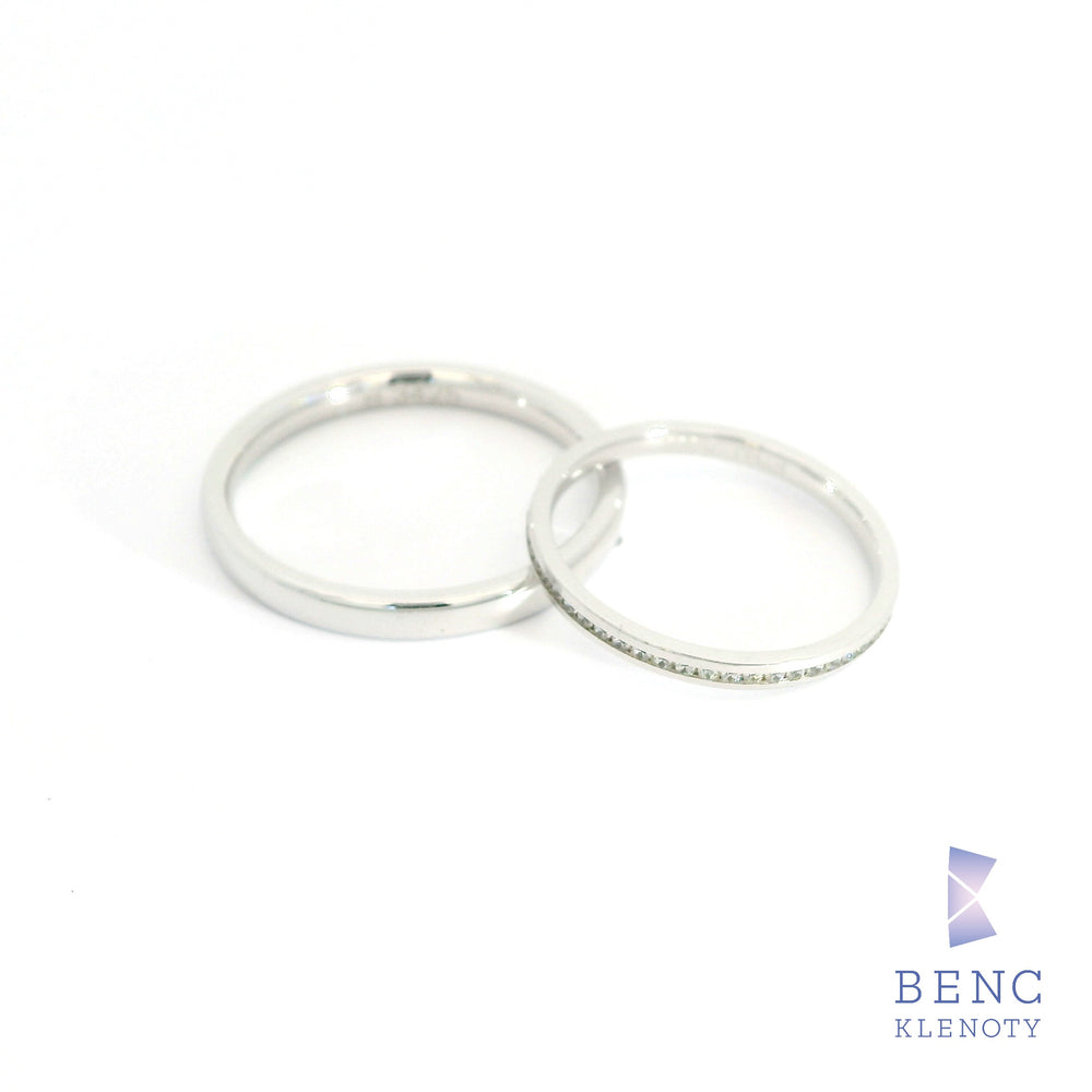 Zlatý snubní prsten - Nadčasová elegance pro ni i pro něj B-3425