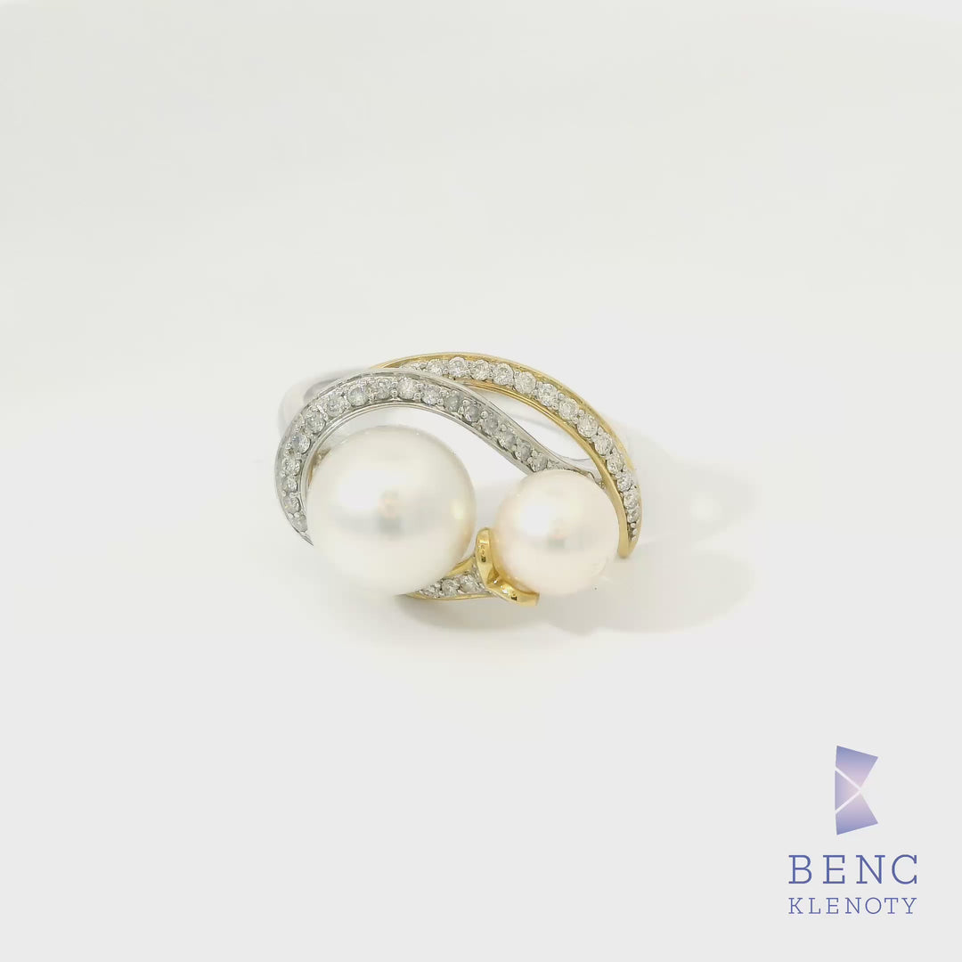 Prsten se dvema perlami Akoya a diamanty