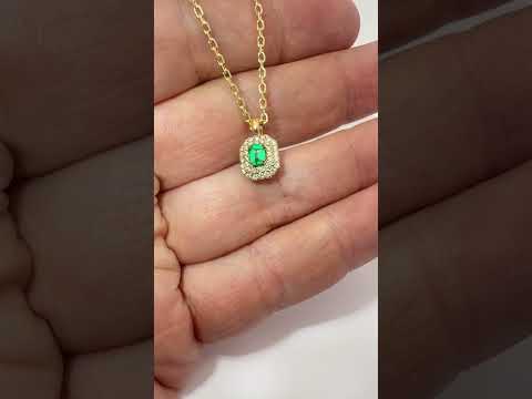 Zlatý Přívěsek Emerald Cut se Smaragdem (Kolumbie, 0,32 ct) a Diamanty 18K | Benc Klenoty