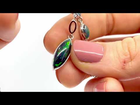 Nahrdelnik z bileho zlata s etiopskymi opaly 